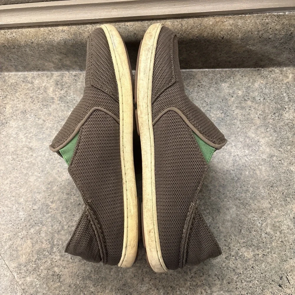 OluKai Men's Nohea Mesh Brown slip-on shoes Men's Sz 9 Good‎ Condition
